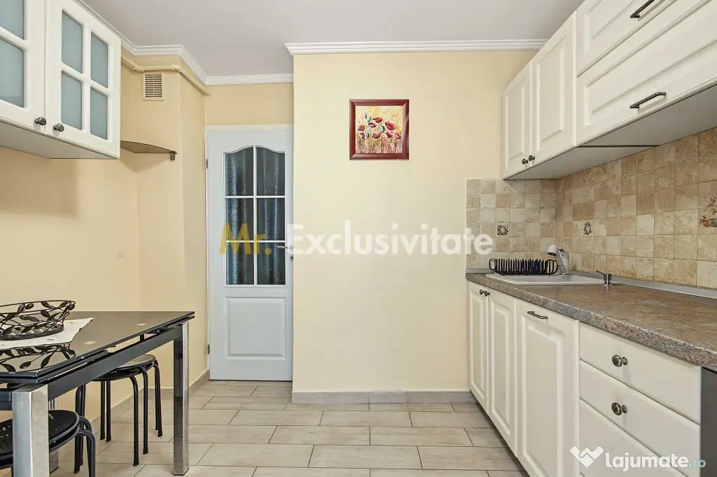 Central-Eremia, ap. 3 camere, 2 băi + boxă,proaspăt zugrăvit, et.2 - Pitesti (Arges)
