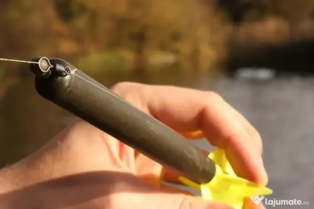 KORDA VARTEJ CU OCHET ASIMETRIC KORDA SPECIALIST BIG EYE SWIVEL