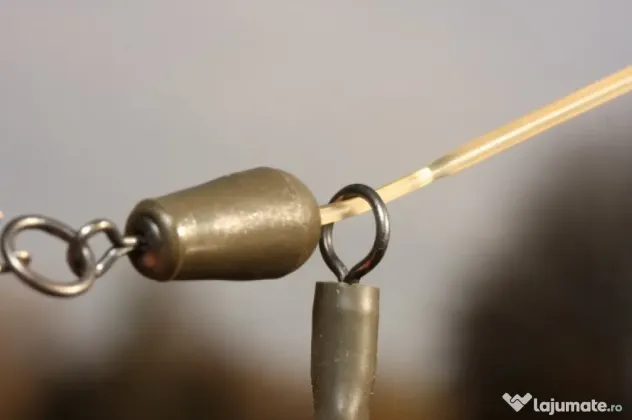 KORDA VARTEJ CU OCHET ASIMETRIC KORDA SPECIALIST BIG EYE SWIVEL