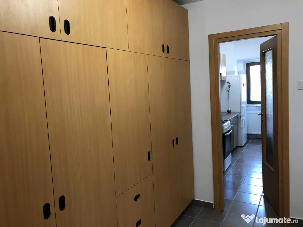 Nerva traian alexandru vlahuta etaj 8 - Bucuresti (Bucuresti-Ilfov)