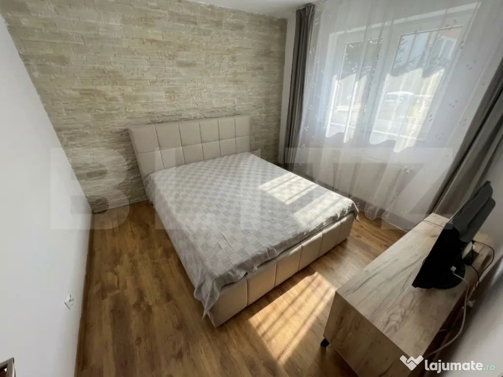 Apartament la casă cu 3 camere decomandate, în Dâmbul Rot - Cluj-Napoca (Cluj)
