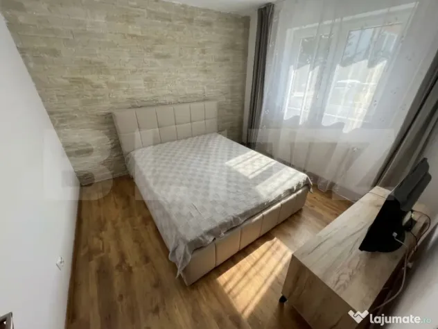 Apartament la casă cu 3 camere decomandate, în Dâmbul Rot - Cluj-Napoca (Cluj)