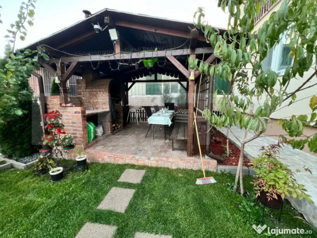 Apartament la casă cu 3 camere decomandate, în Dâmbul Rot - Cluj-Napoca (Cluj)