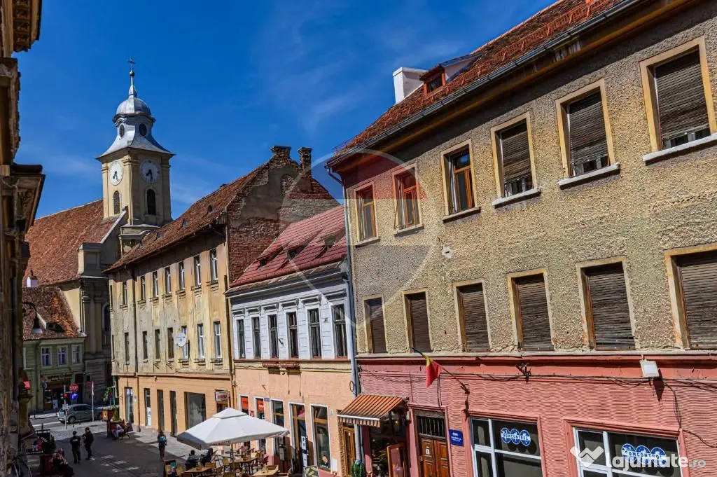 Apartament cu 1 camere de vânzare în zona Centrul Istoric - Brasov (Brasov)