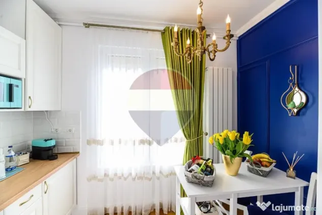 Apartament cu 1 camere de vânzare în zona Centrul Istoric - Brasov (Brasov)