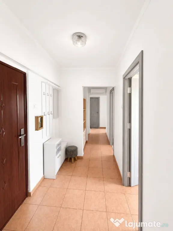 Apartament 3 camere confort 1
