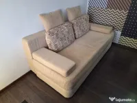 Vând canapea extensibilă, foarte confortabilă, 2 locuri
