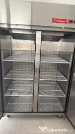 Se vinde congelator profesional