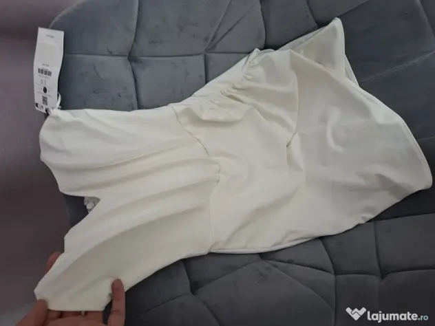 Rochie nouă elegantă nepurtată niciodată