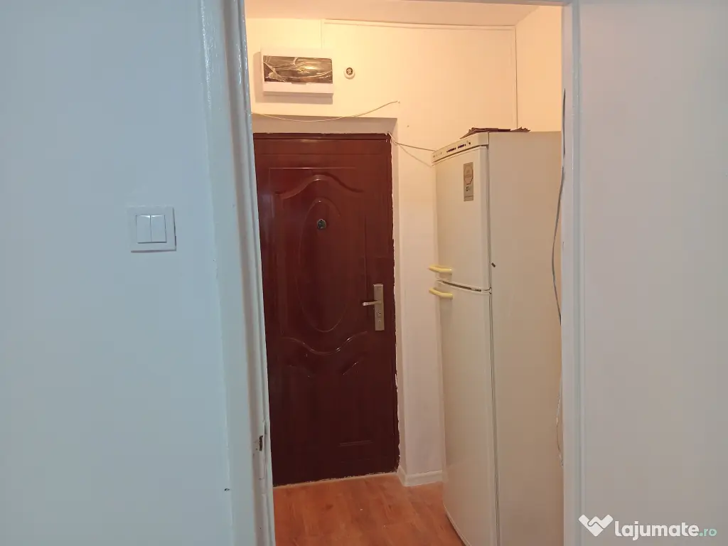 Închiriez garsonieră Drumul Taberei