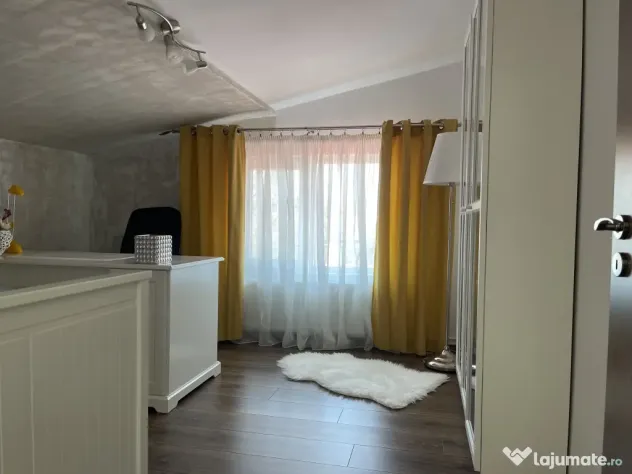 Vanzare casa Ciorogarla Central