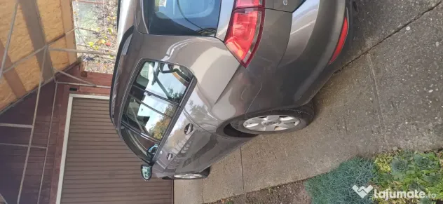 Vând golf 7 1,6tdi blumotion
