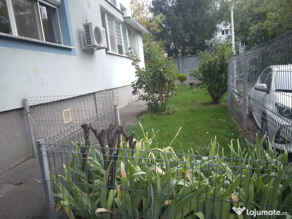 Proprietar vând apartament unic 4 camere,exclusivist de lux în Băneasa–Herăstrău