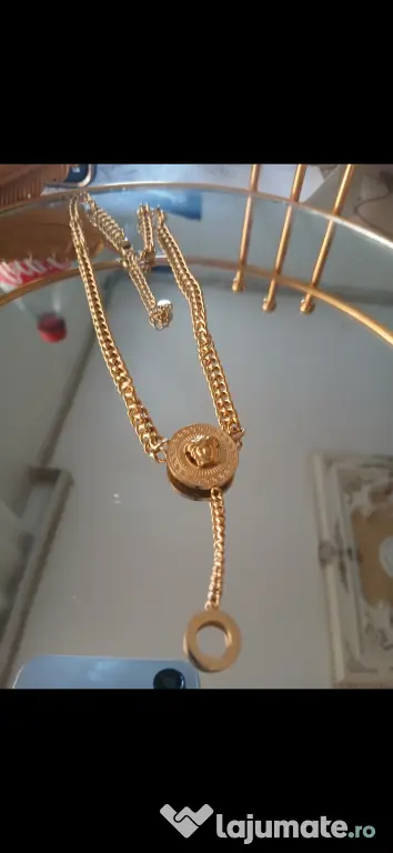 Accesorii la moda
