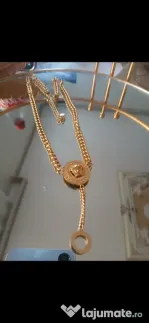 Accesorii la moda
