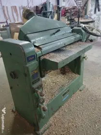 Masina de rindeluit la grosime / Thickness Planer / Piallatrice e fresatrice