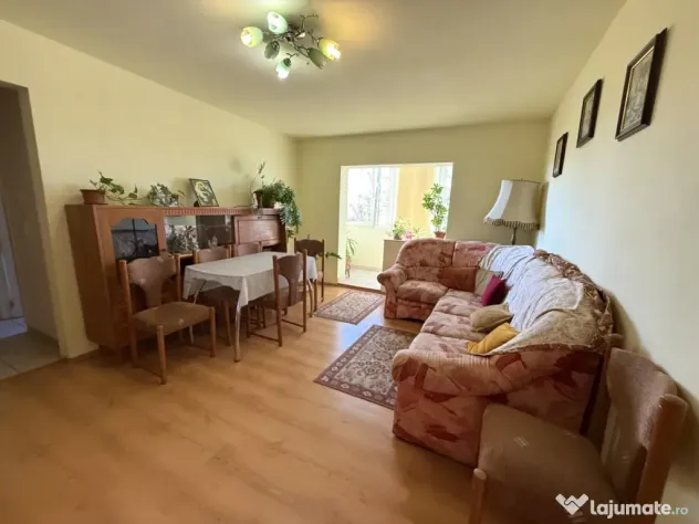 Apartament cu 3 camere, cu boxa si garaj, etaj 2 - Dambovita - Timisoara (Timis)