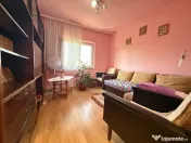 Apartament cu 3 camere, cu boxa si garaj, etaj 2 - Dambovita 