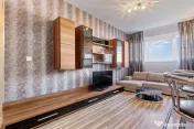 Apartament cu 3 camere de închiriat în zona UTA 