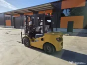 Motostivuitor Stivuitor CHL DIESEL 3500kg Triplex 