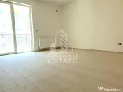 Apartament spatios cu 2 camere etaj intermediar in spate la hotel IQ 