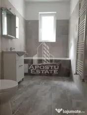 Apartament spatios cu 2 camere etaj intermediar in spate la hotel IQ 