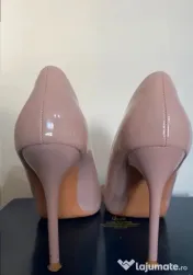 Pantofi stiletto roz pudrat 