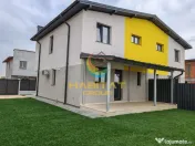 Duplax 4 Camere Canalizare Curte libera 225 mp Vidra