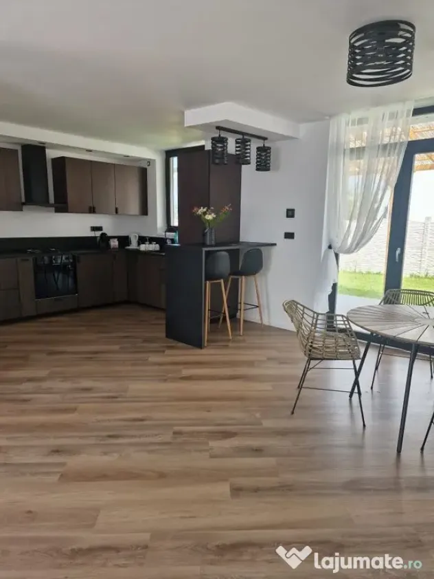 Ciolpani vecinatate DN1 si Padure casa noua 3 camere mobilata si utilata - Ciolpani (Bucuresti-Ilfov)