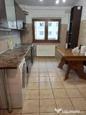 Apartament 4 camere, etaj 1/8, decomandat, zona Triaj! 