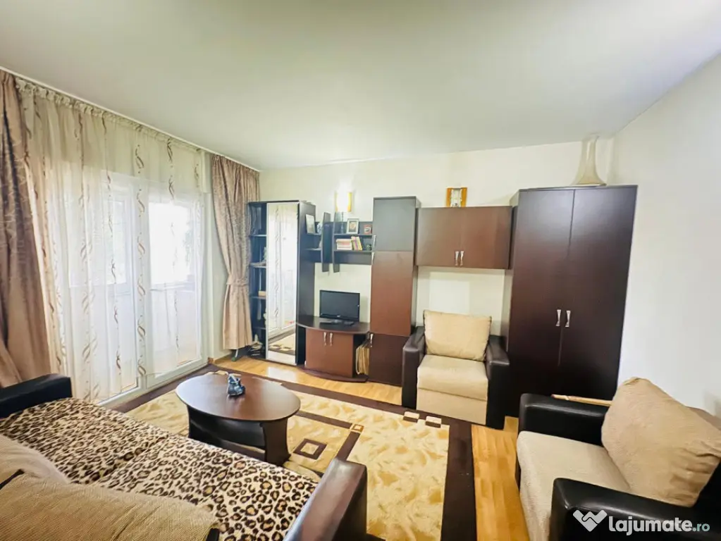 Apartament cu 2 camere de vânzare în zona Dacia - Constanta (Constanta)