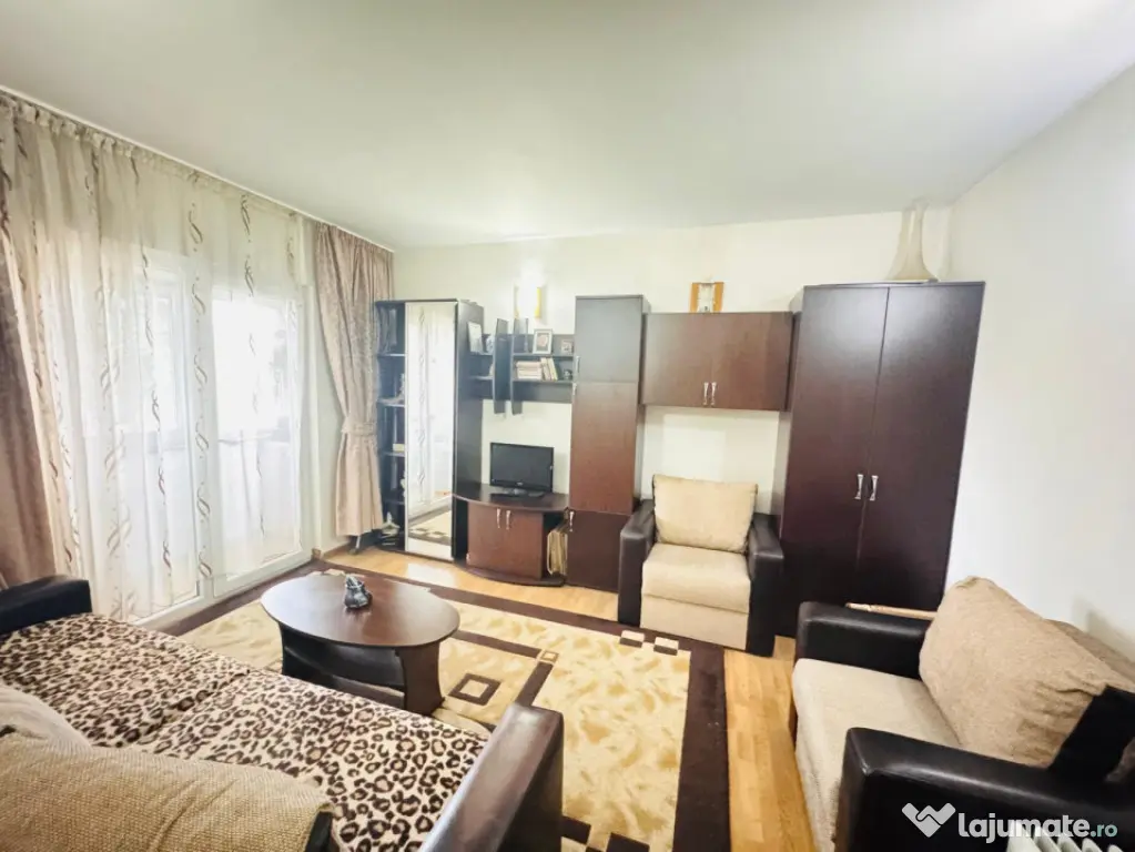 Apartament cu 2 camere de vânzare în zona Dacia - Constanta (Constanta)