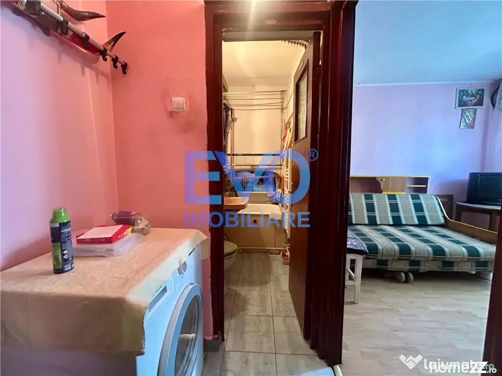 APARTAMENT 3 CAMERE DE VANZARE, ZIMBRU - Iasi (Iasi)