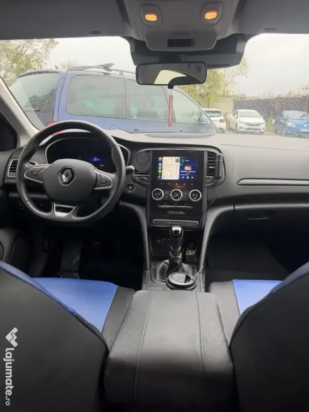 Vând Renault megane IV