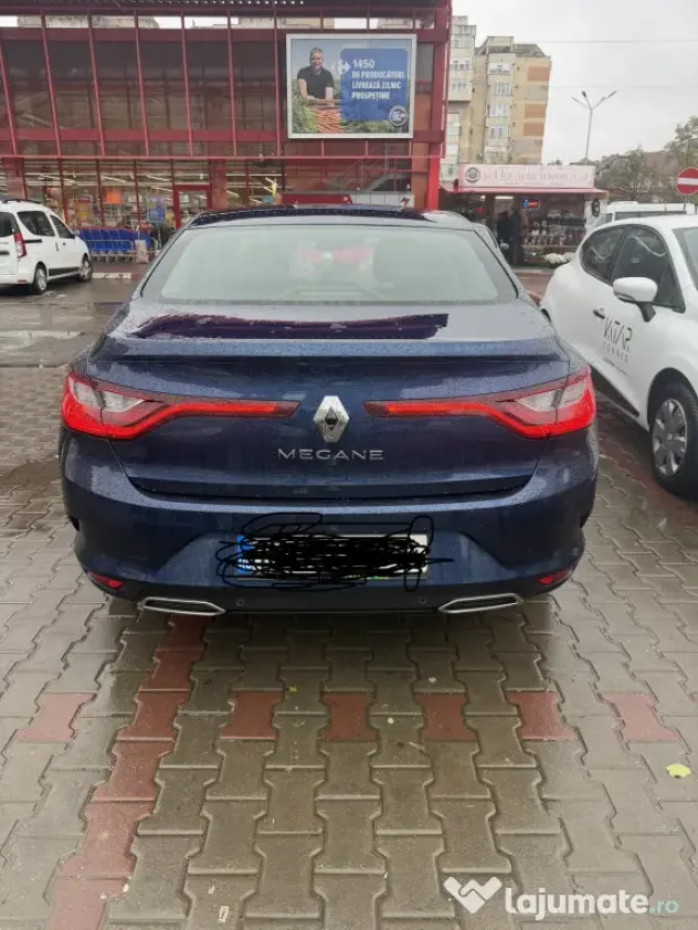 Vând Renault megane IV