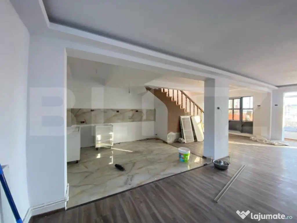 Casa individuală în regim P+1+M, teren 1100 mp, cartier Dr - Dragoeni (Gorj)