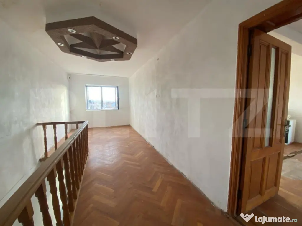 Casa individuală în regim P+1+M, teren 1100 mp, cartier Dr - Dragoeni (Gorj)