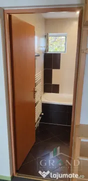 Apartament in vila | 2 camere | Decomandat | Parcare | Curte