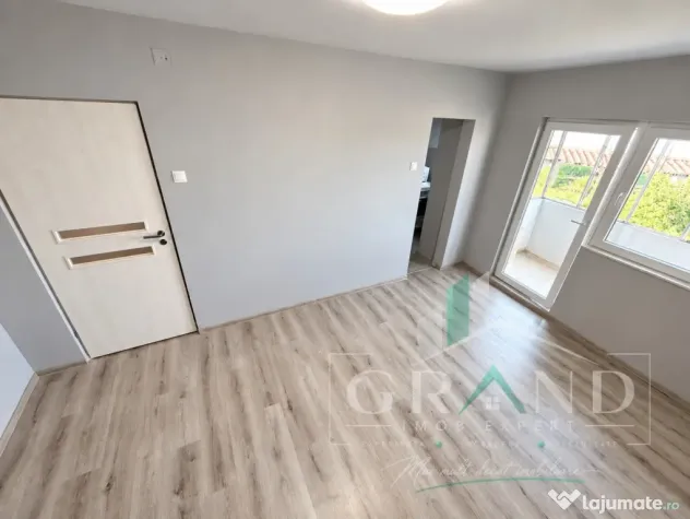 Garsonieră | Balcon închis | Etaj intermediar | Mărăști - Cluj-Napoca (Cluj)
