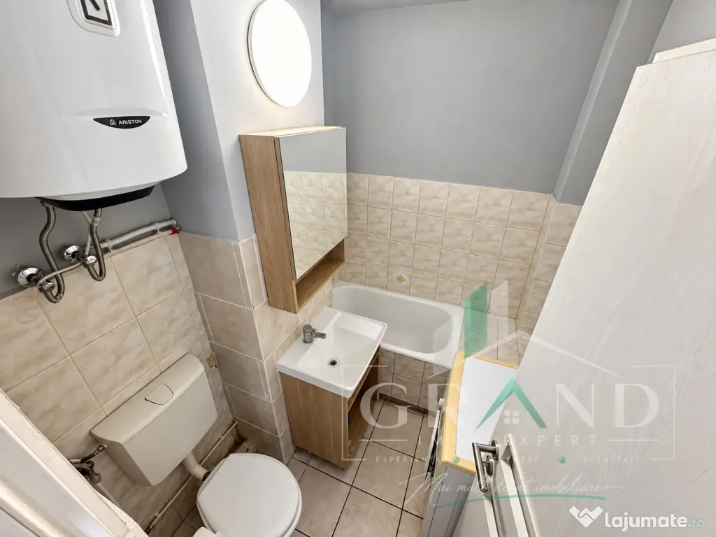 Garsonieră | Balcon închis | Etaj intermediar | Mărăști - Cluj-Napoca (Cluj)