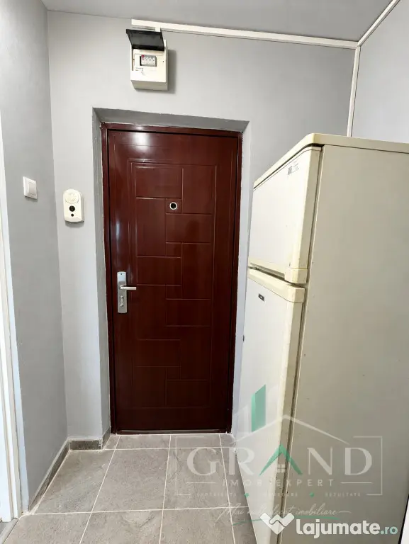 Garsonieră | Balcon închis | Etaj intermediar | Mărăști - Cluj-Napoca (Cluj)