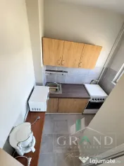 Garsonieră | Balcon închis | Etaj intermediar | Mărăști 
