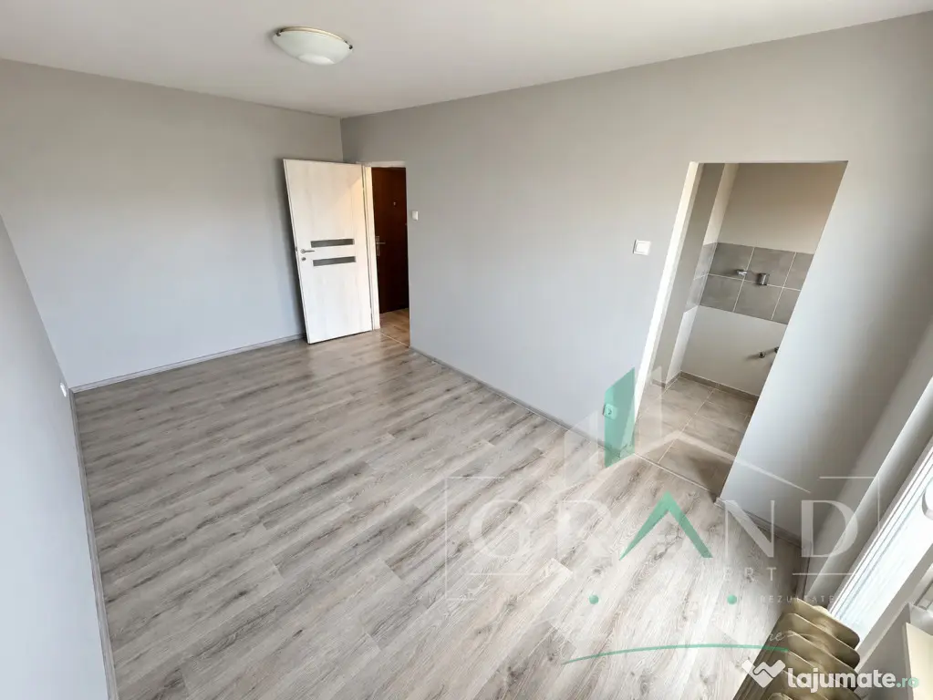 Garsonieră | Balcon închis | Etaj intermediar | Mărăști - Cluj-Napoca (Cluj)