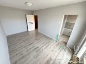 Garsonieră | Balcon închis | Etaj intermediar | Mărăști 