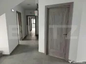 Bloc de locuinte/birouri cu spatii comerciale la parter, zon 