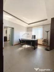 Casa de inchiriat in cartierul Andrei Muresanu-zona linistita 