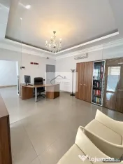Casa de inchiriat in cartierul Andrei Muresanu-zona linistita 