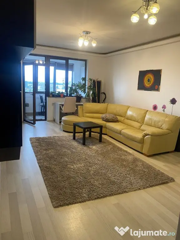 Apartament de 2 camere zona TRACTORUL,COMPLEX ISARAN, - Brasov (Brasov)