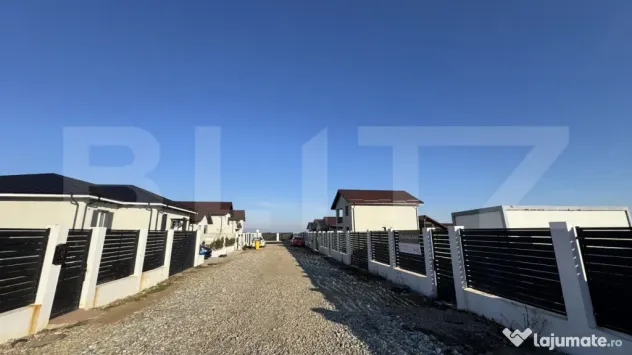 Teren intravilan împrejmuit de 465 mp, toate utilitățile, - Craiova (Dolj)