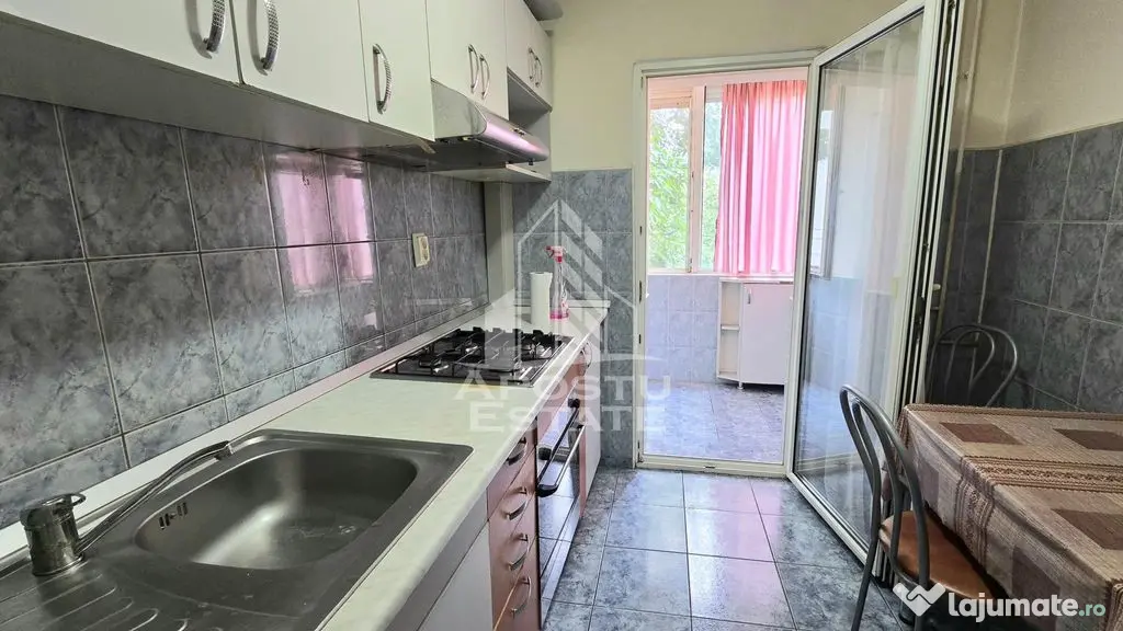 Apartament cu 2 camere, etaj intermediar, decomandat, zona Lipovei - Timisoara (Timis)